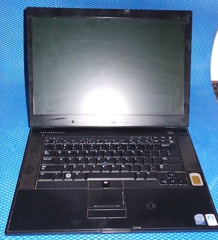 Laptops & Notebooks - Dell E6500 Laptop up for Grabs - ******LOW LOW